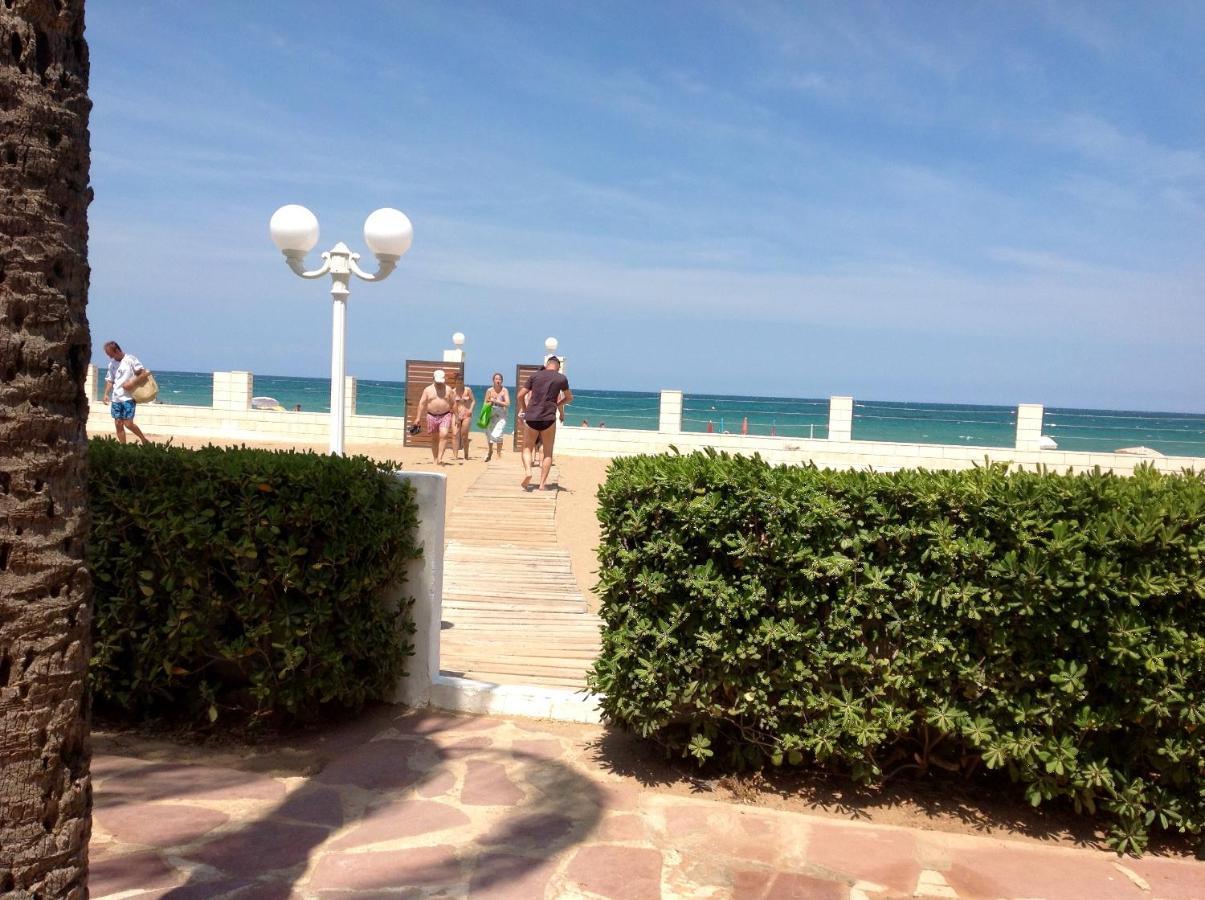 Urbanizacion Primera Linea De Playa Dénia Esterno foto